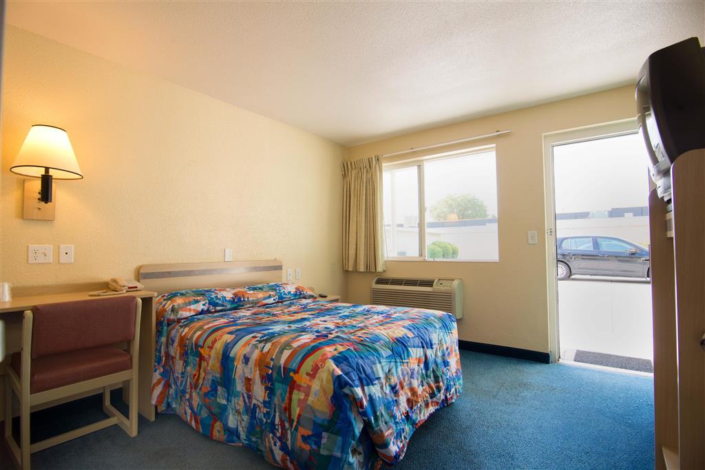 Motel 6-Reno, Nv - Virginia Plumb Bilik gambar