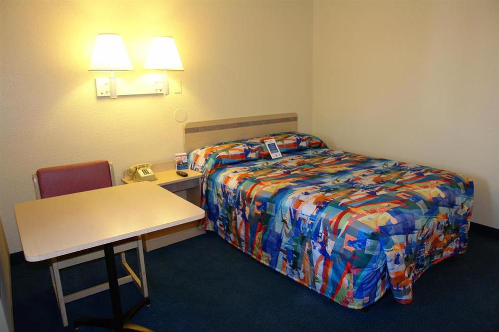 Motel 6-Reno, Nv - Virginia Plumb Bilik gambar